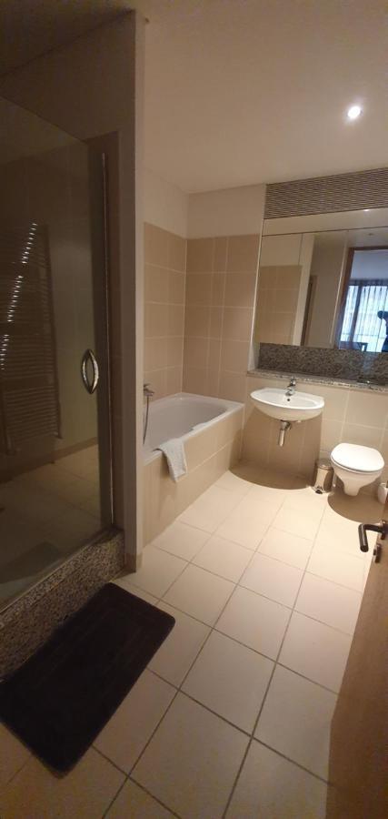 Central Prime King Size Apartment Dublin Exterior photo